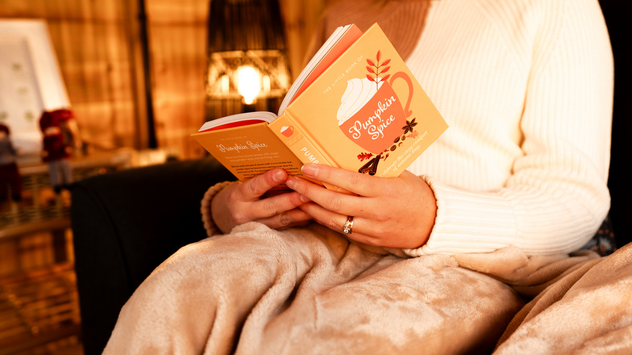 Creating a Cosy Reading Nook: A Hygge Guide to Your Perfect Book Corner