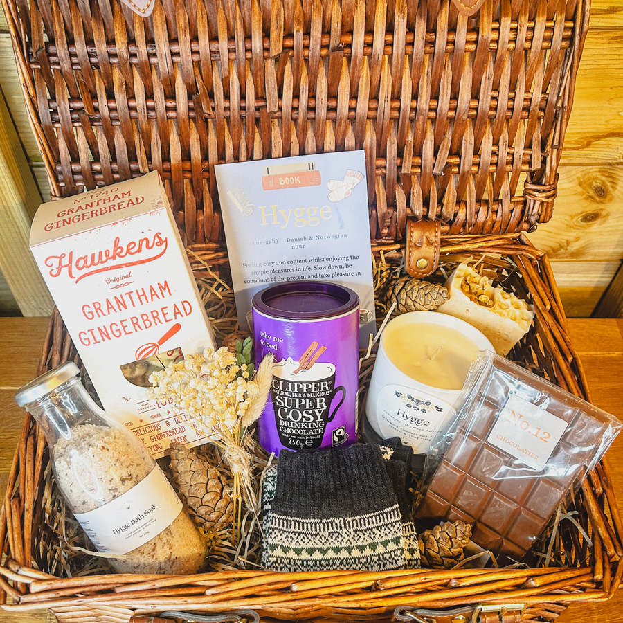 Luxury Hygge Hamper: Ultimate Comfort, Wellbeing & Indulgence